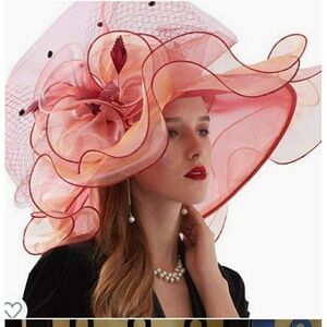 NWT Shades of Red 2 in 1 Beautiful‎ Tea Church Hat